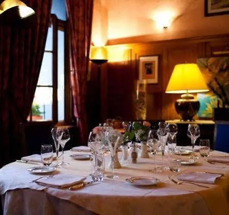 Hotel Aux Armes De France
